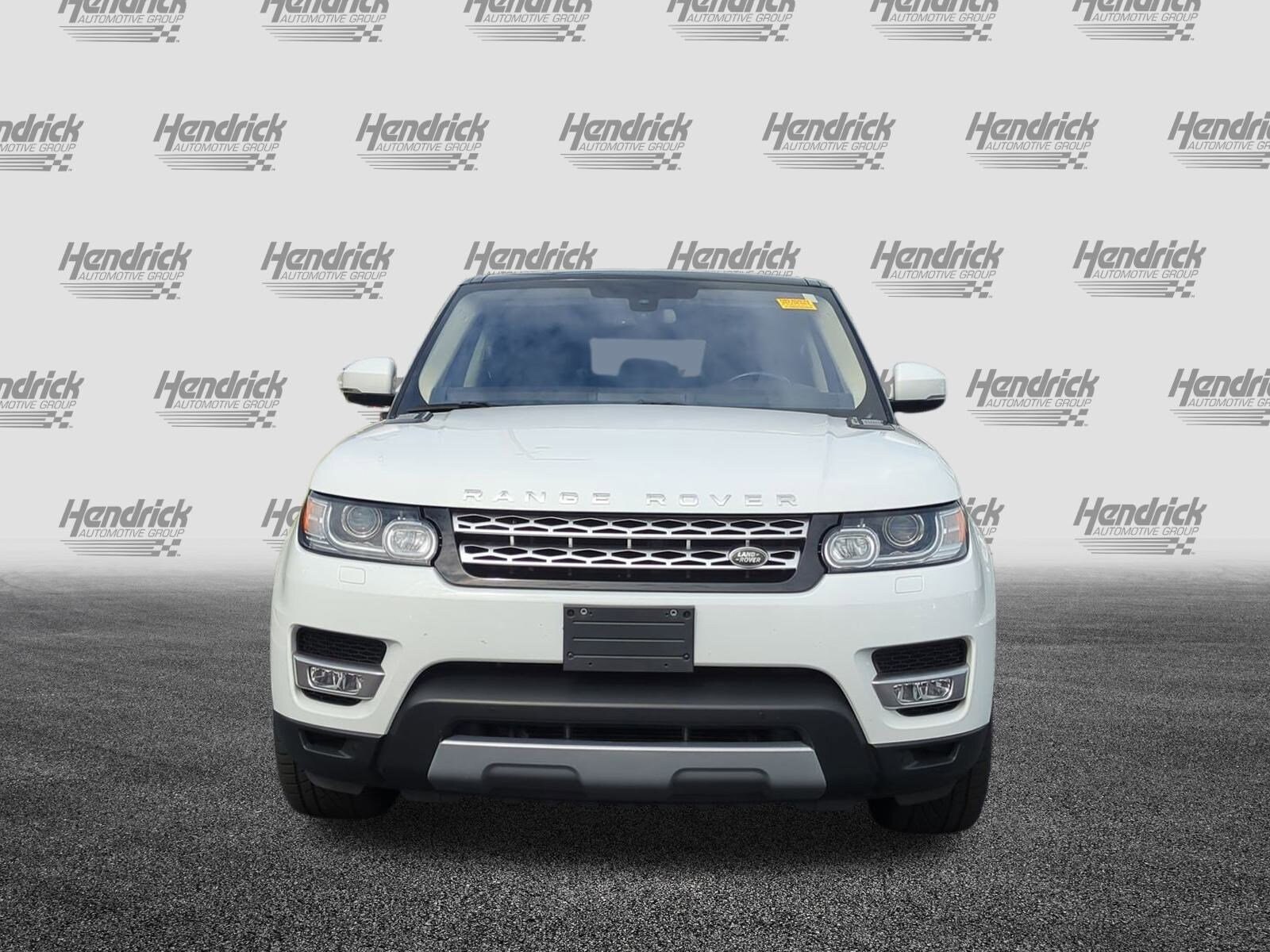 2016 Land Rover Range Rover Sport HSE photo 2