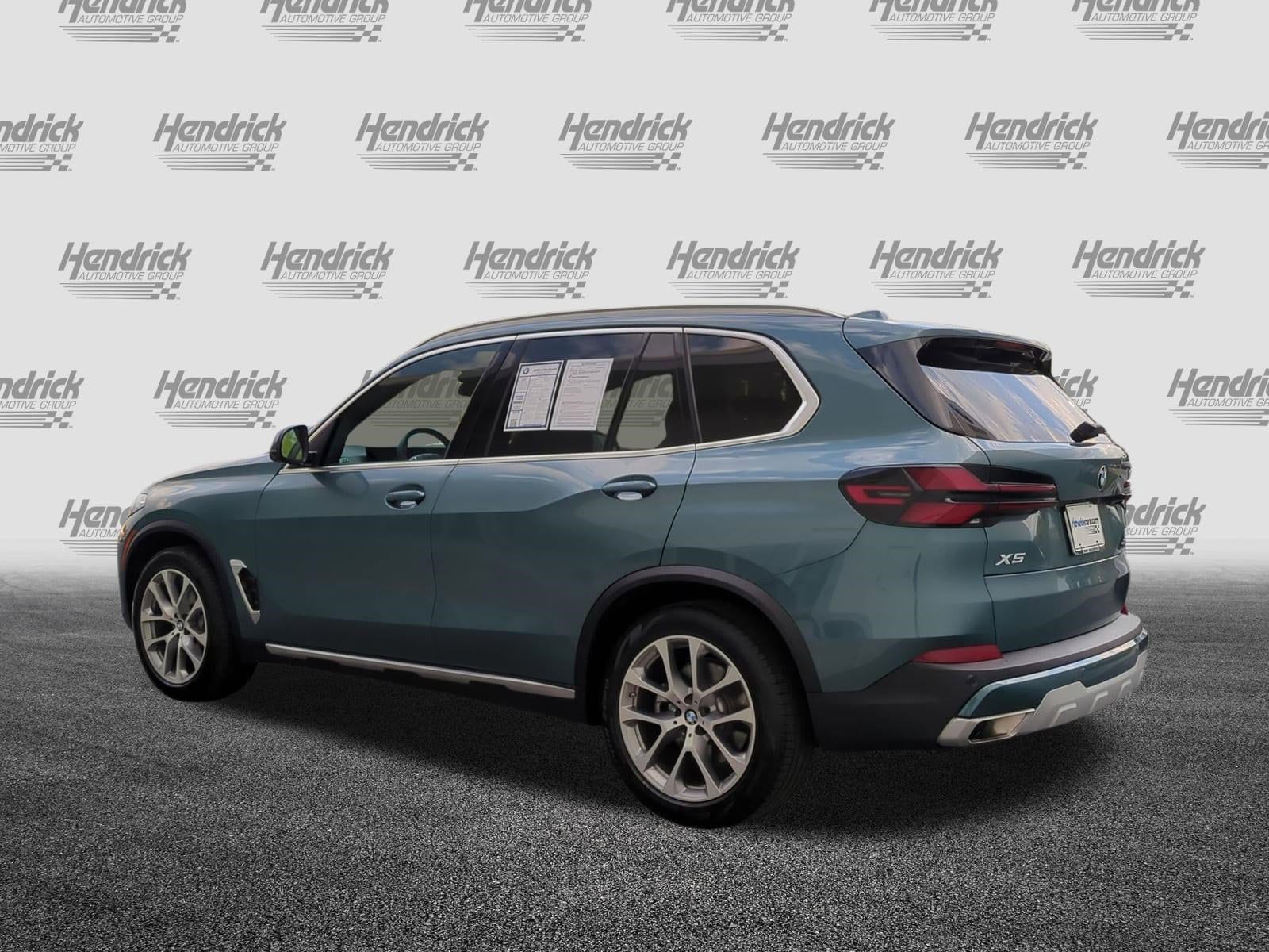 2025 BMW X5 xDrive40i photo 6