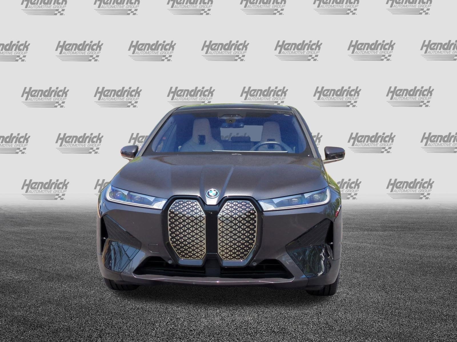 2023 BMW iX xDrive50 photo 2