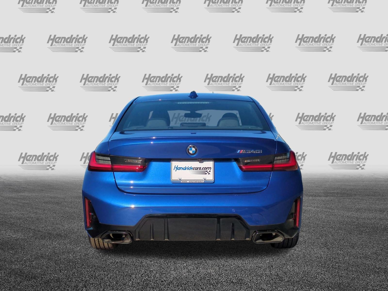 2025 BMW 3 Series M340i photo 3