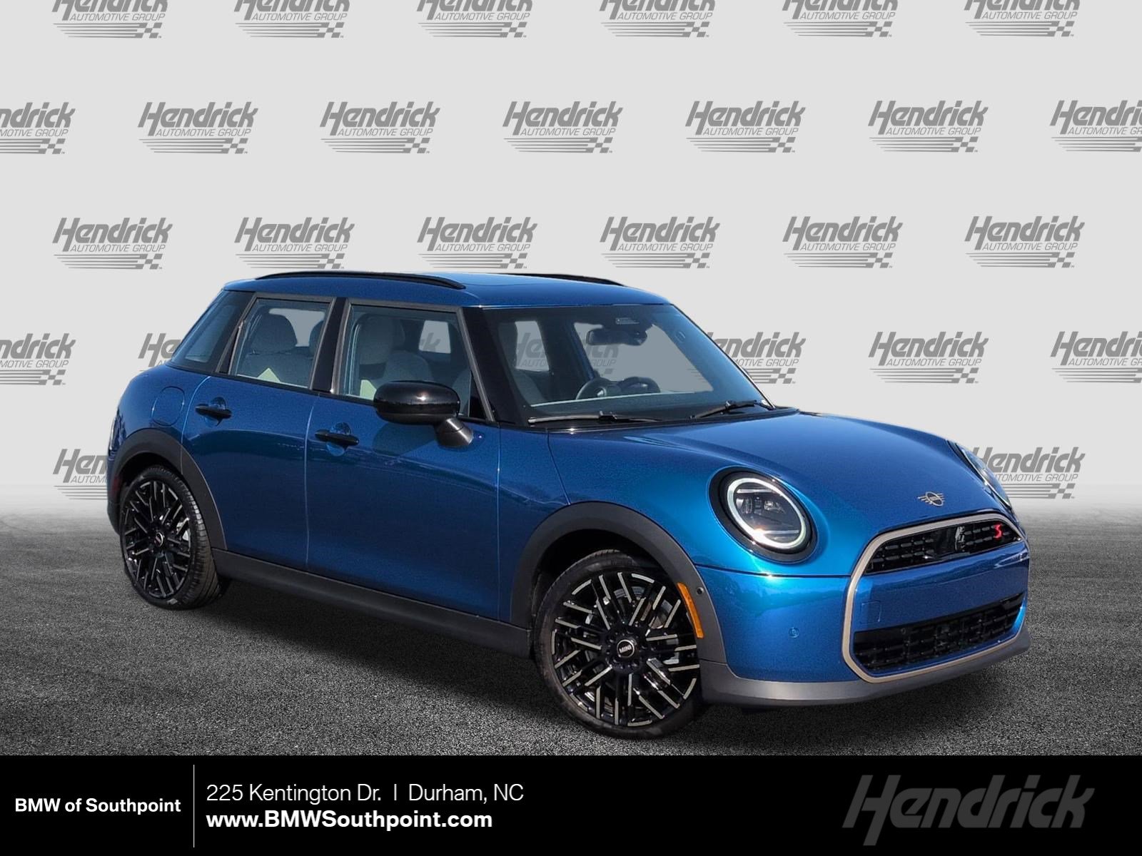 2025 MINI Hardtop 4 Door Hatchback 
