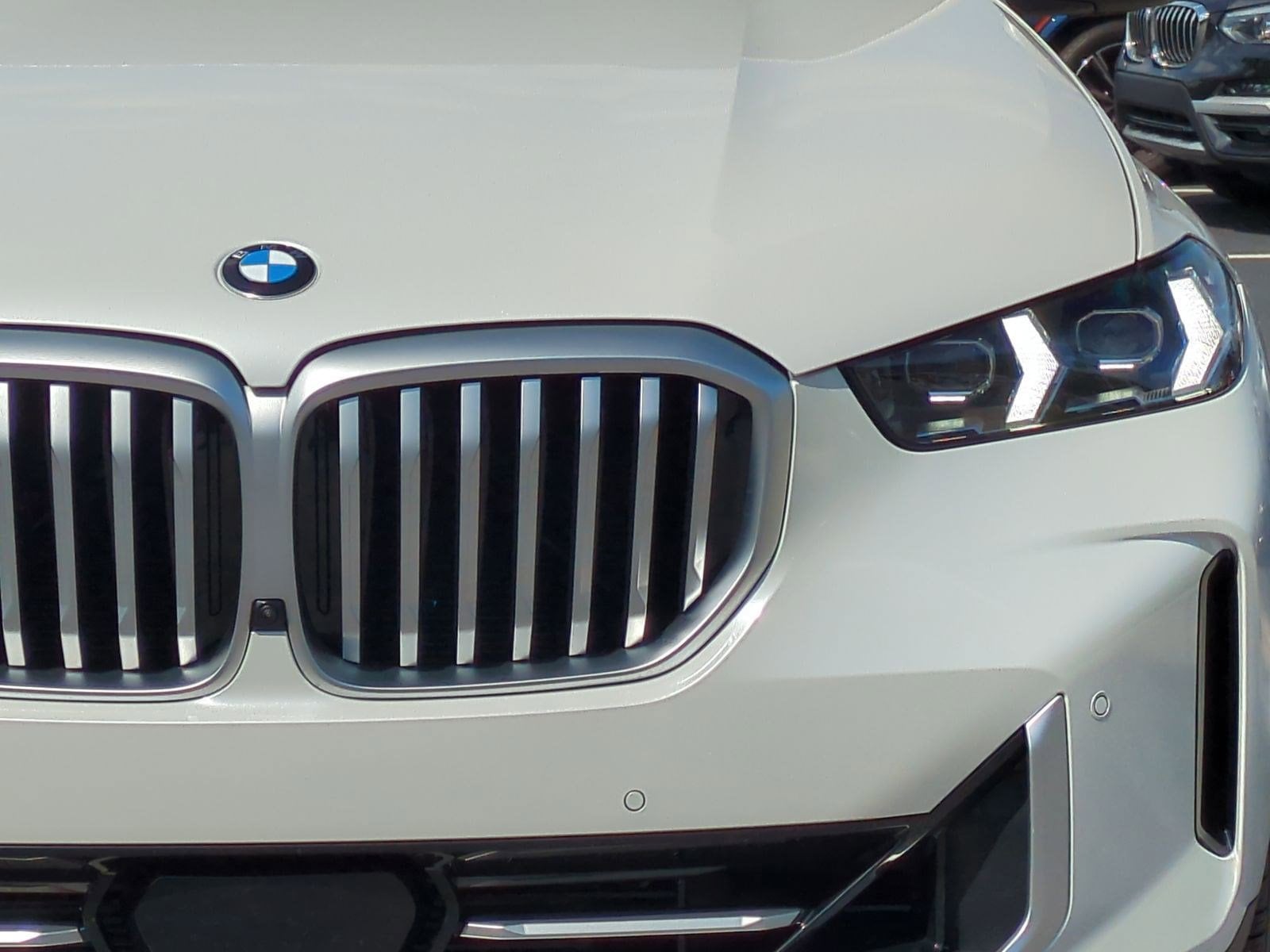 2025 BMW X5 xDrive40i photo 4