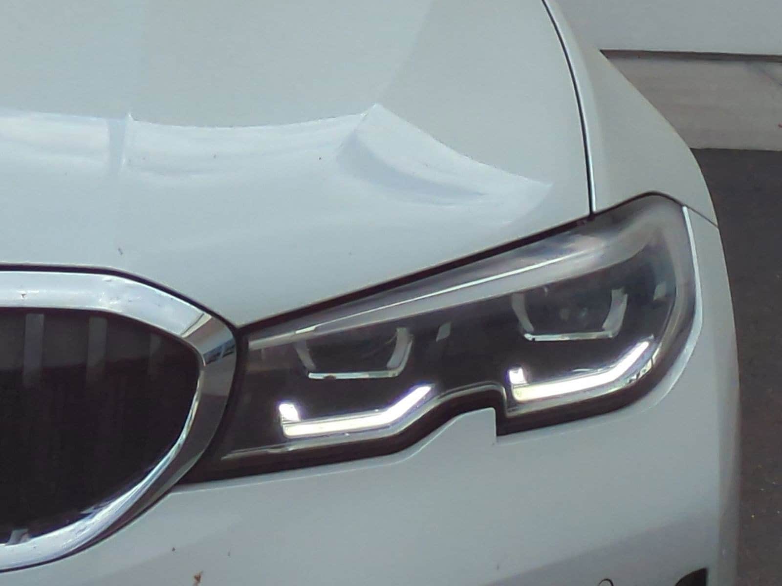 2021 BMW 3 Series 330i photo 5