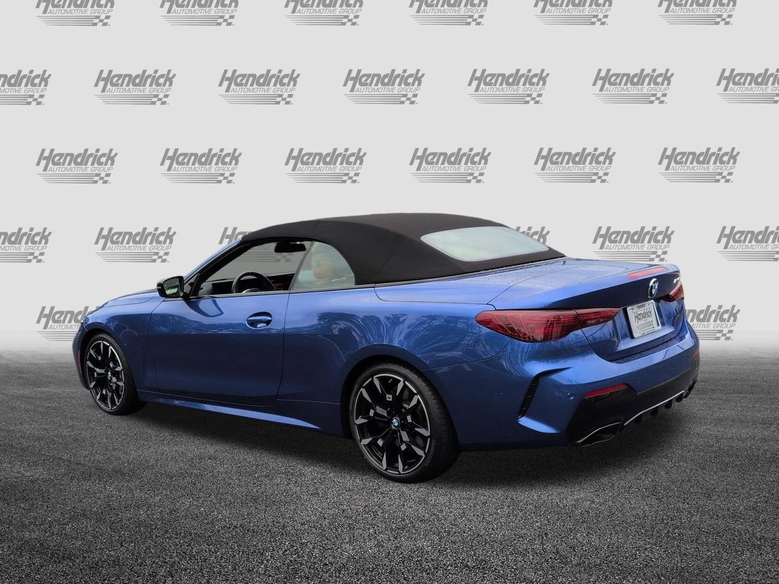 2026 BMW 4 Series M440i photo 6