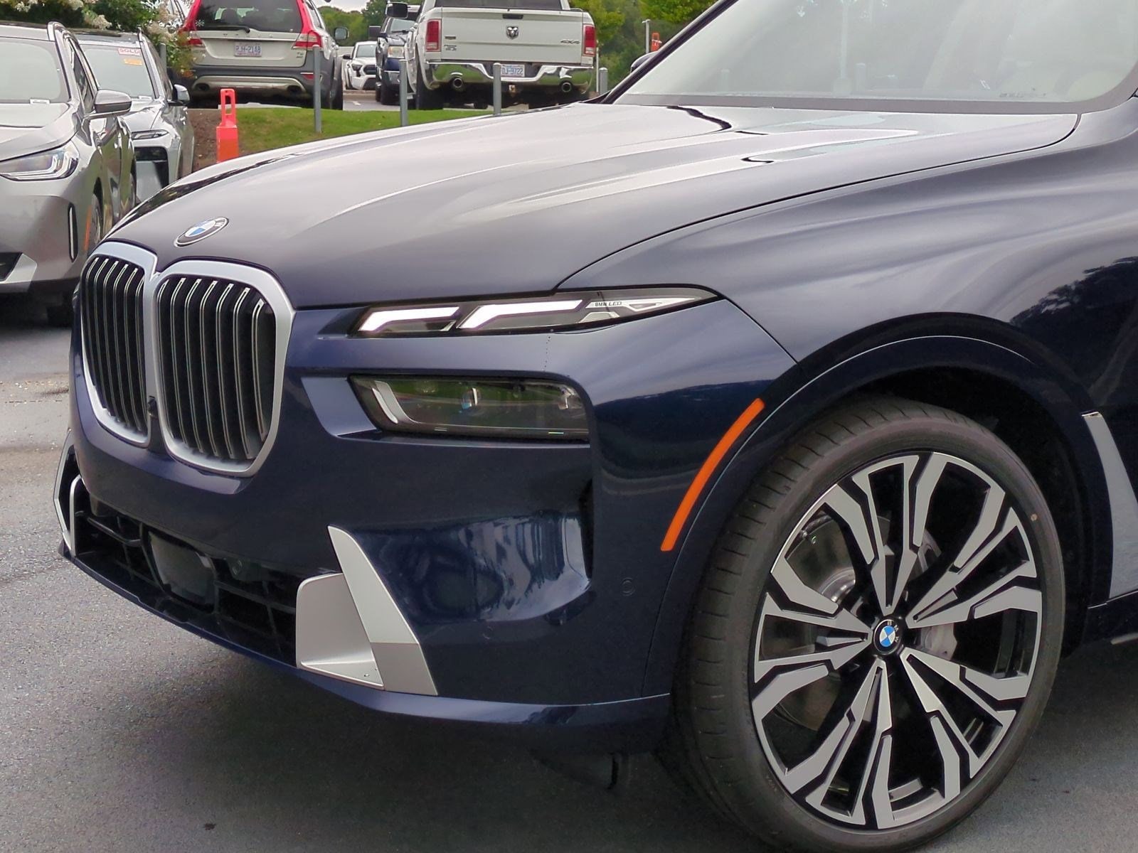 2026 BMW X7 xDrive40i photo 5