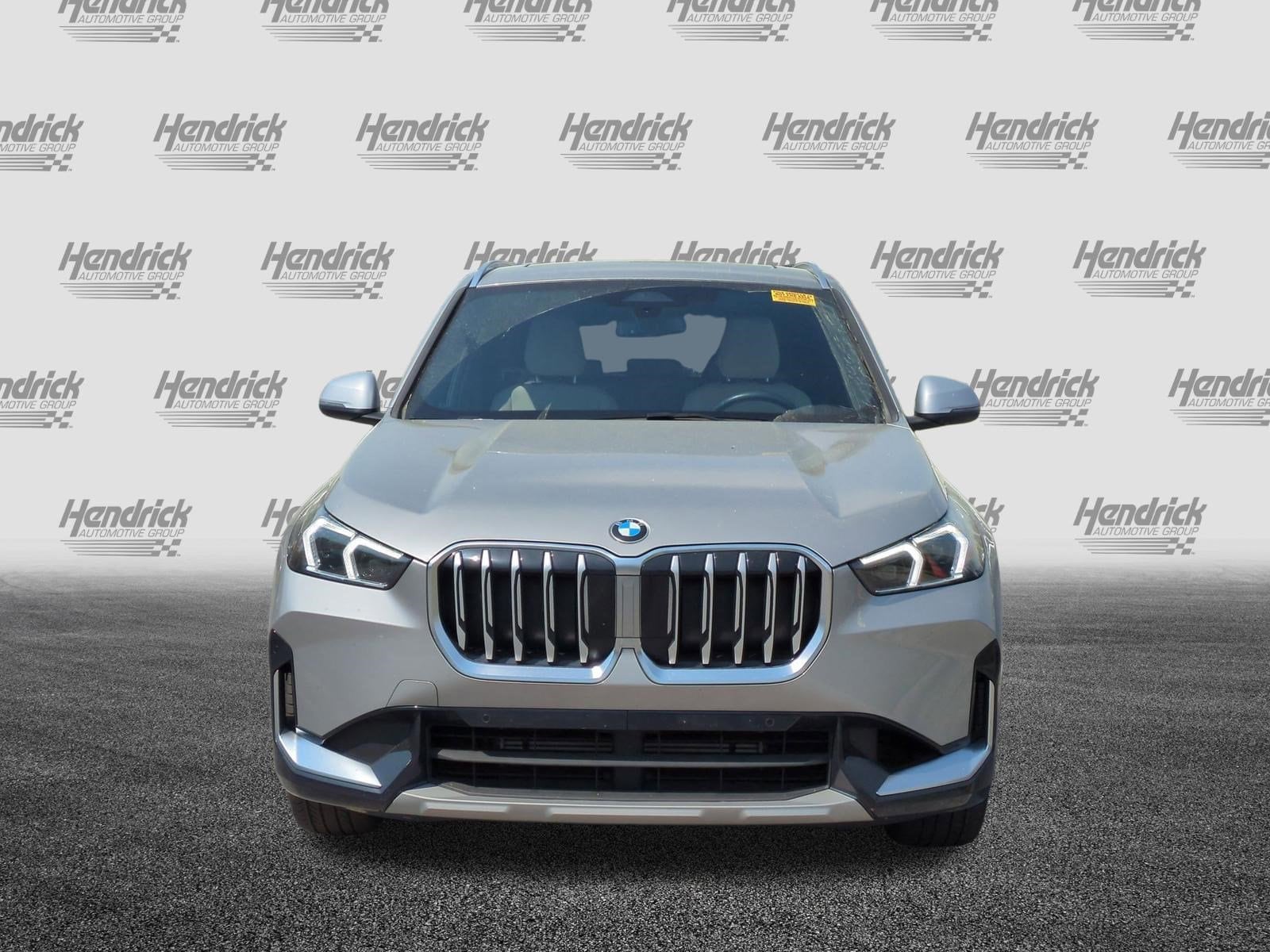 2023 BMW X1 xDrive28i photo 2