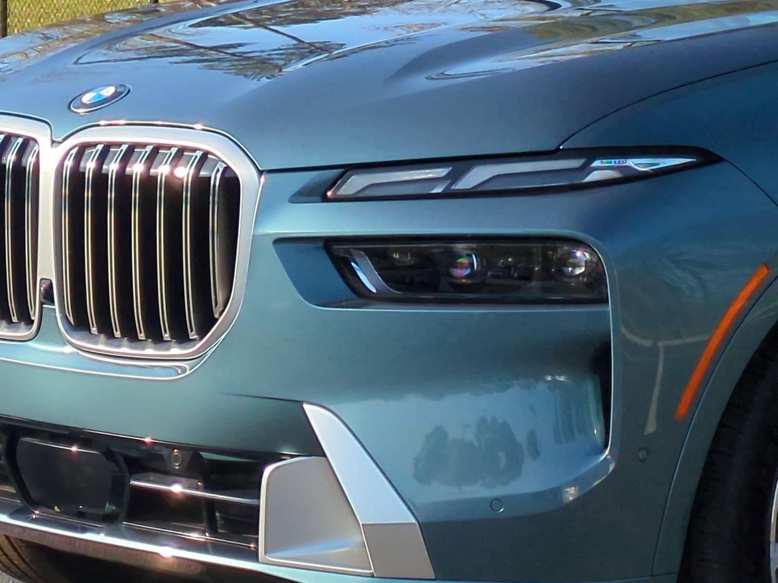 2026 BMW X7 xDrive40i photo 4