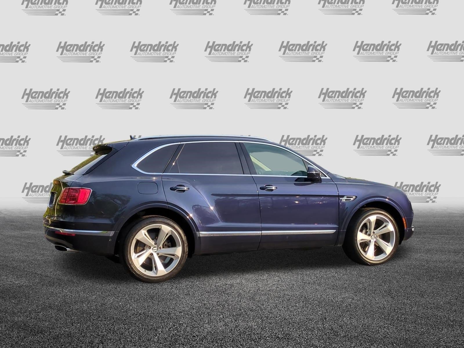 2017 Bentley Bentayga W12 photo 3