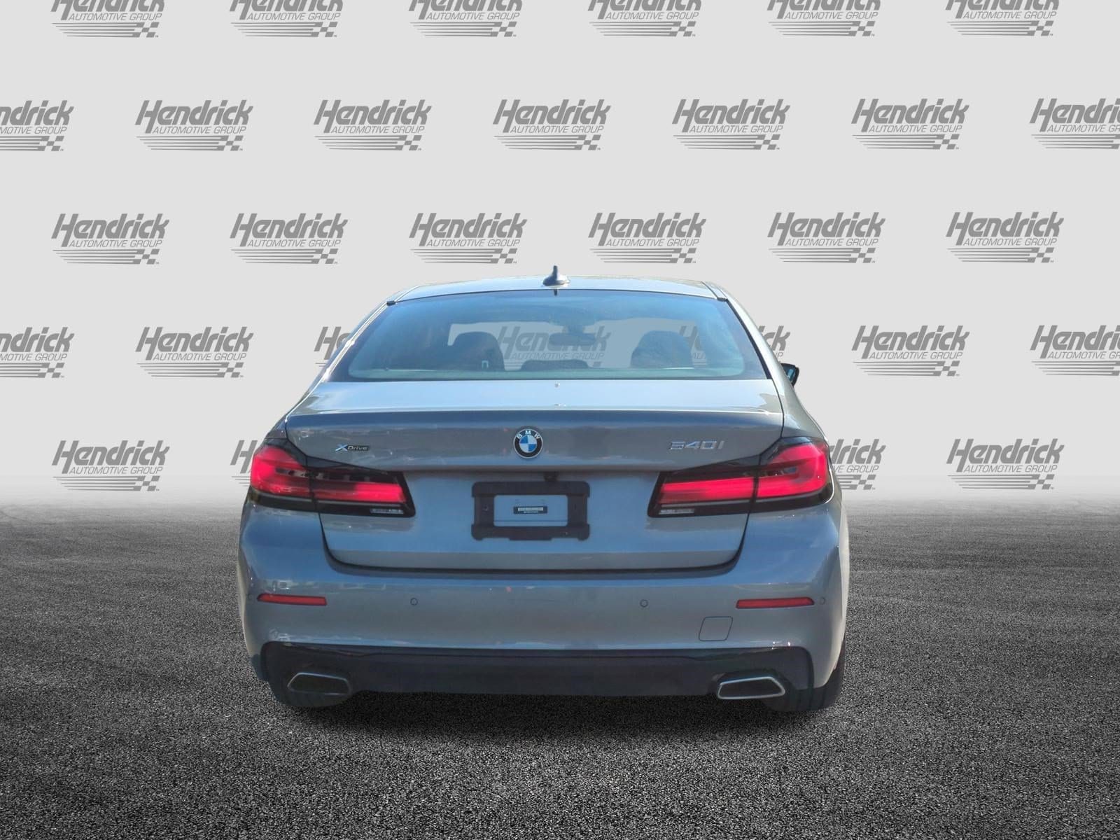 2023 BMW 5 Series 540i xDrive photo 3