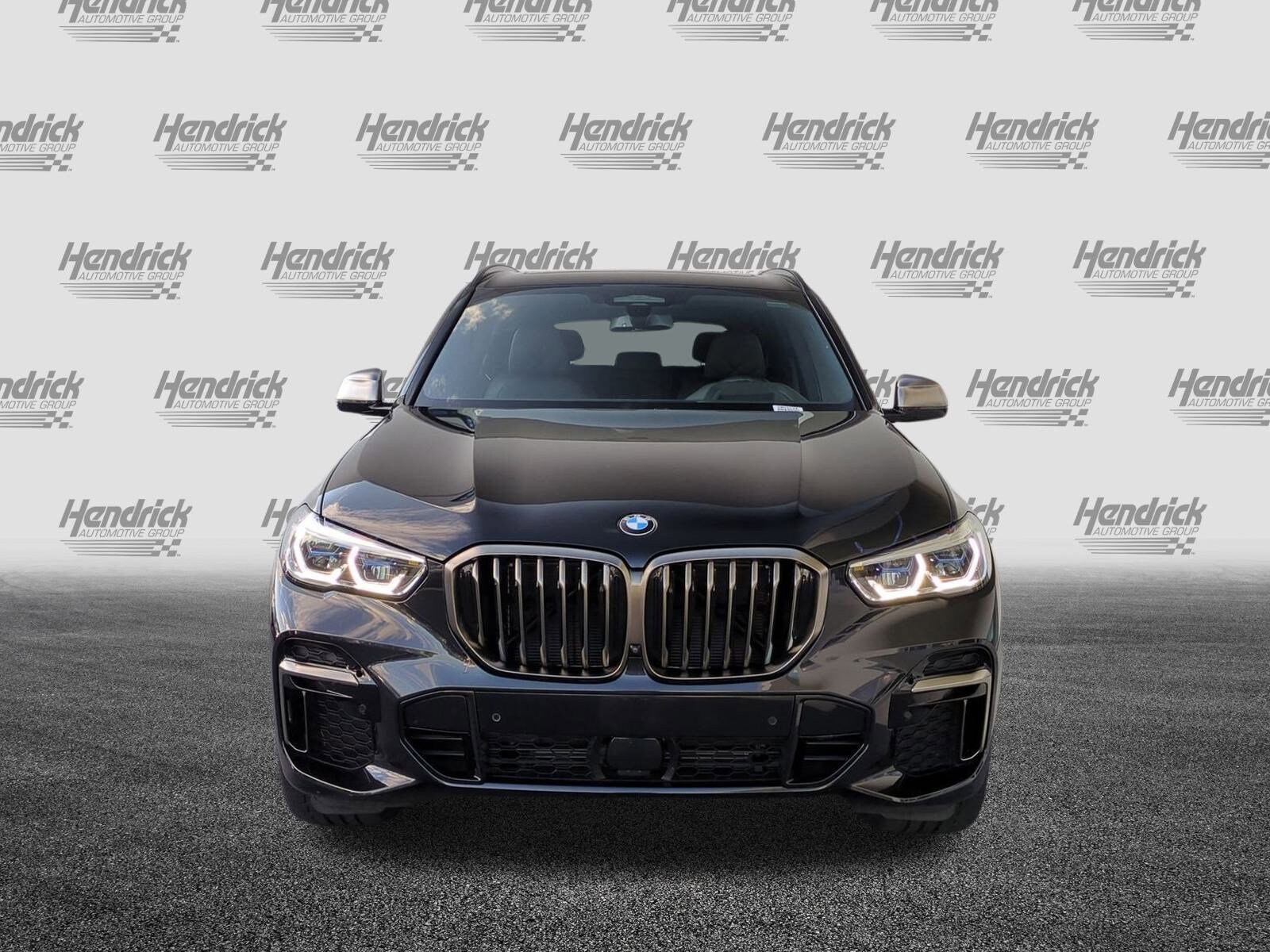 2023 Bmw X5 M50i photo 2