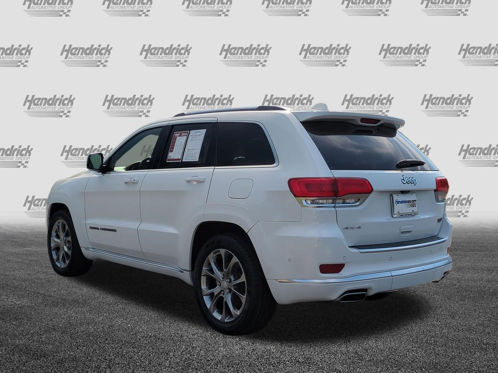 2019 Jeep Grand Cherokee Summit photo 3