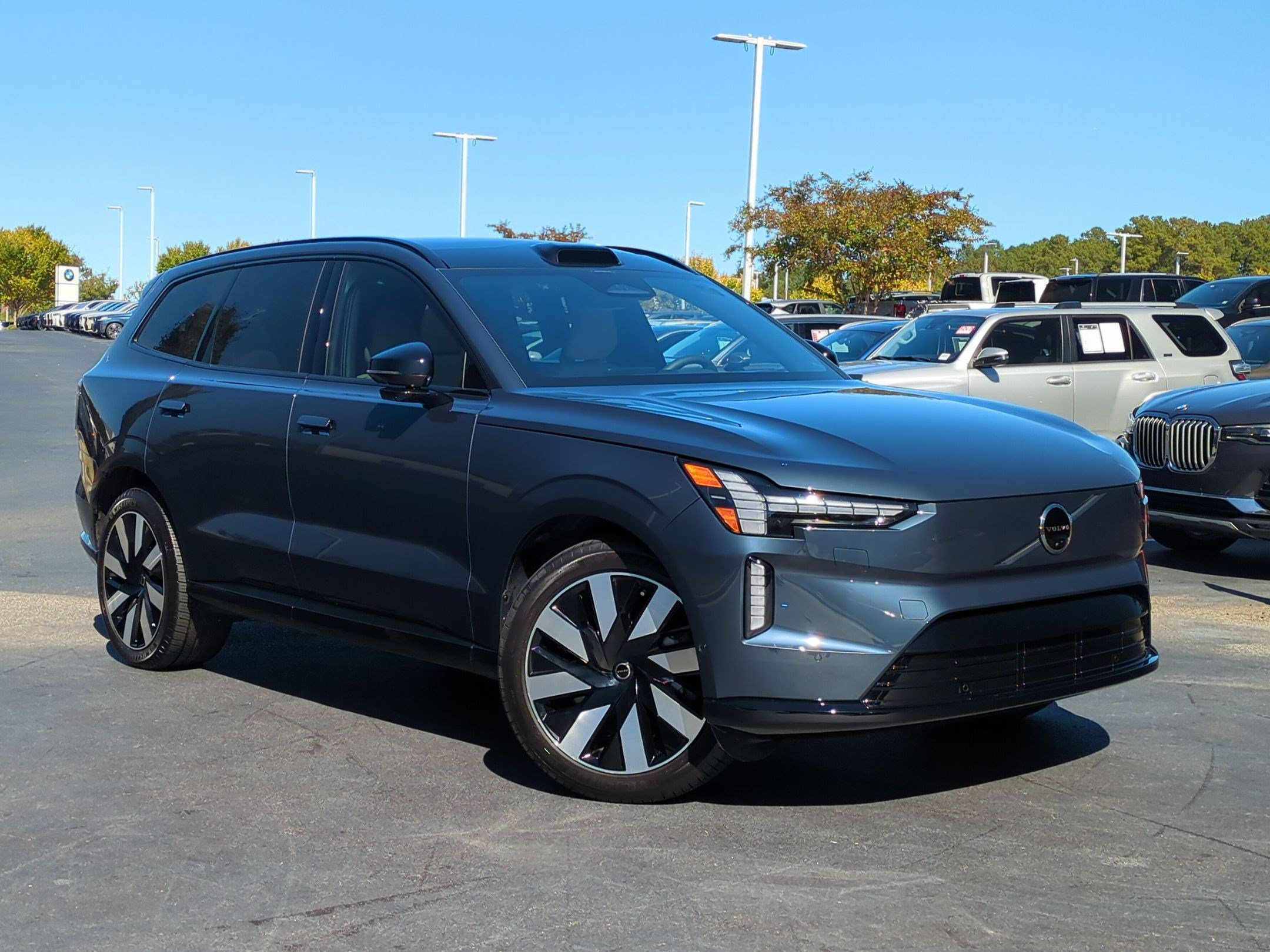Used 2025 Volvo EX90 Ultra SUV