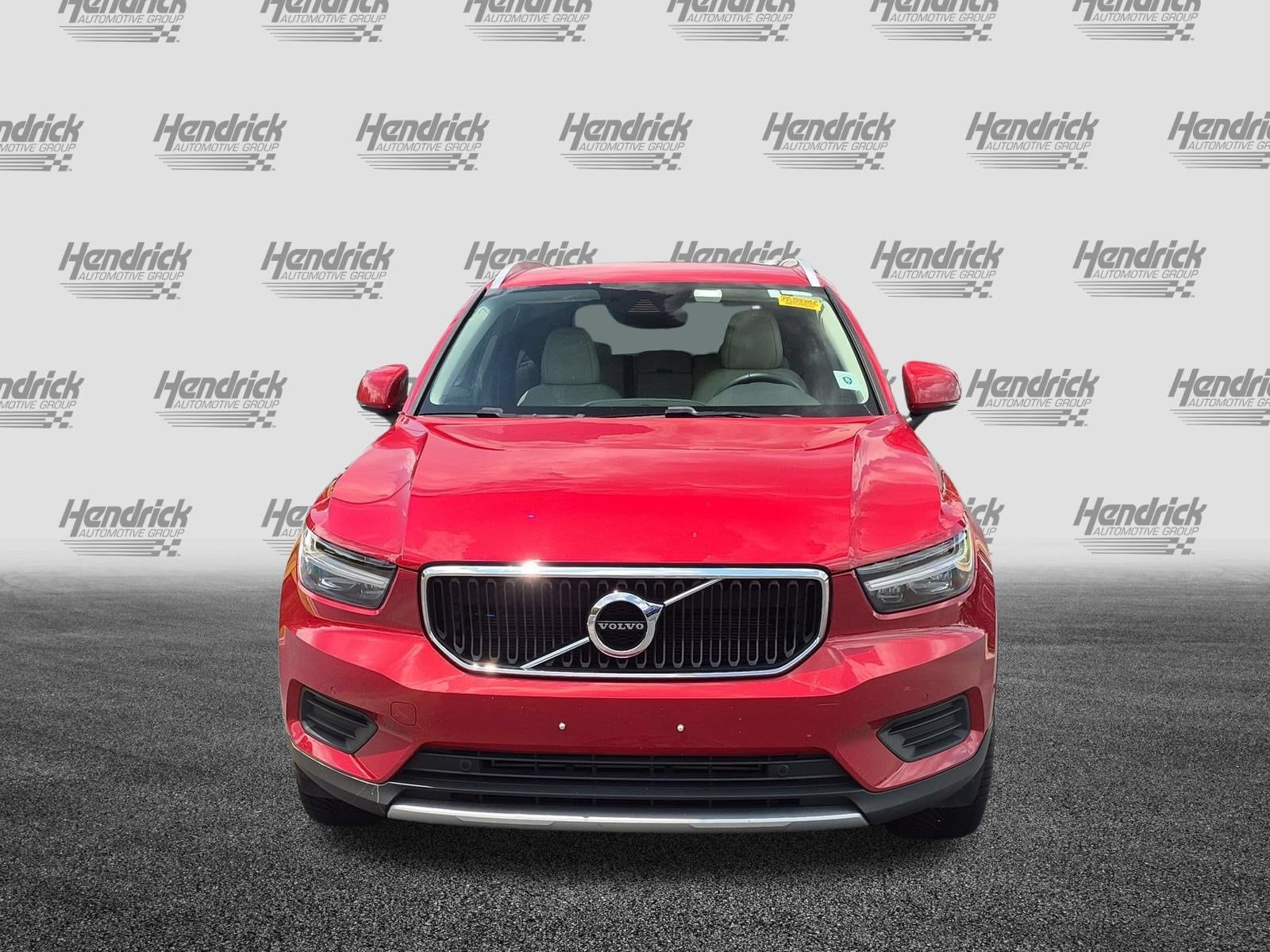 Volvo XC40 Momentum