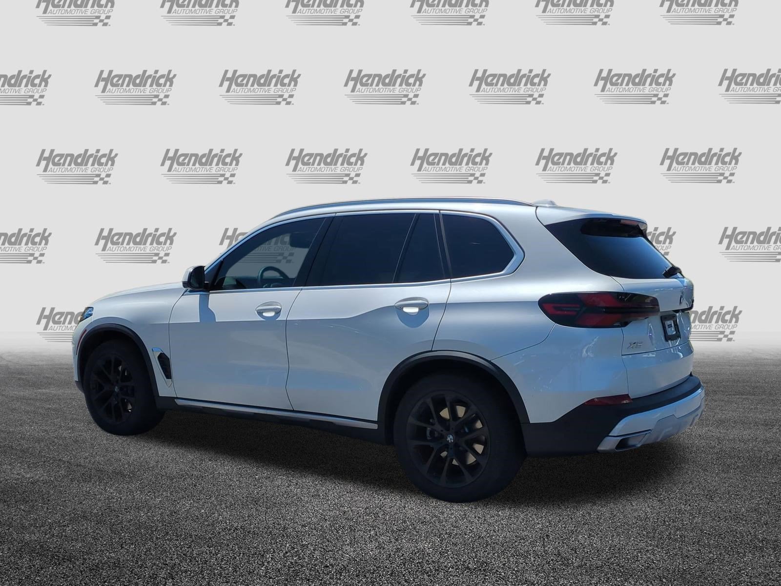 2024 BMW X5 xDrive40i photo 3