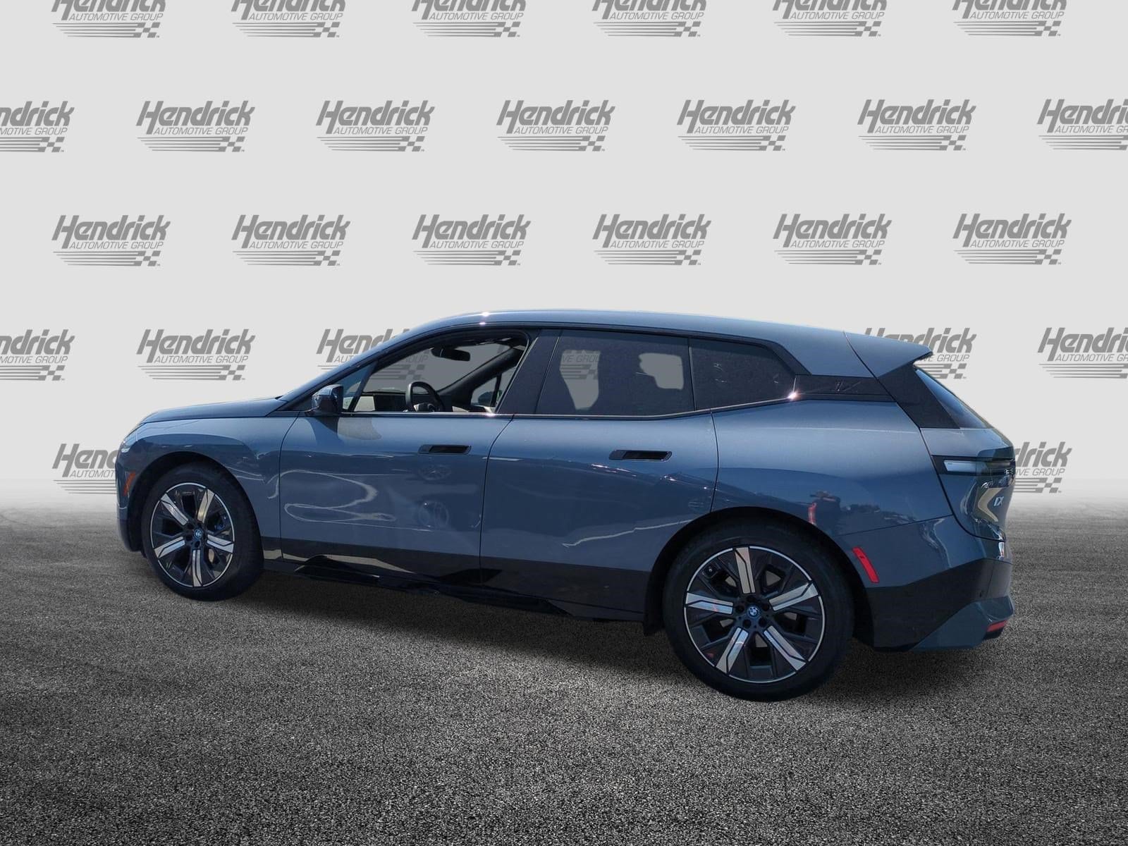 2023 BMW iX xDrive50 photo 6