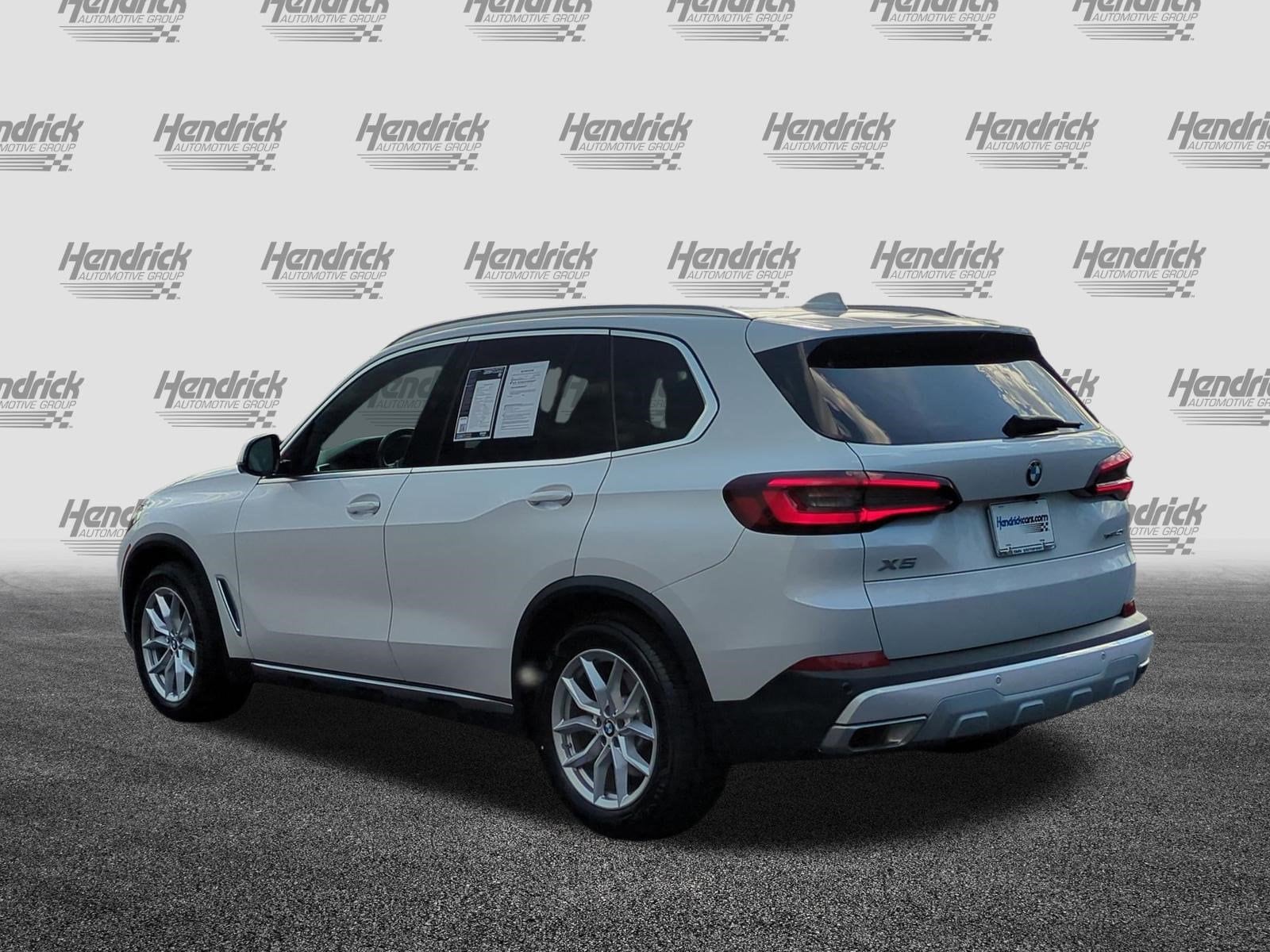 2023 BMW X5 xDrive40i photo 3