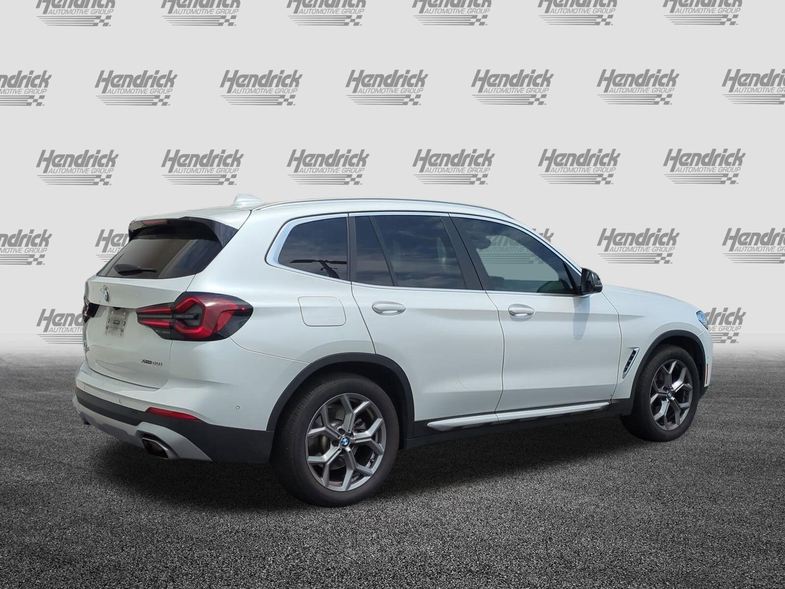 2023 BMW X3 xDrive30i photo 3
