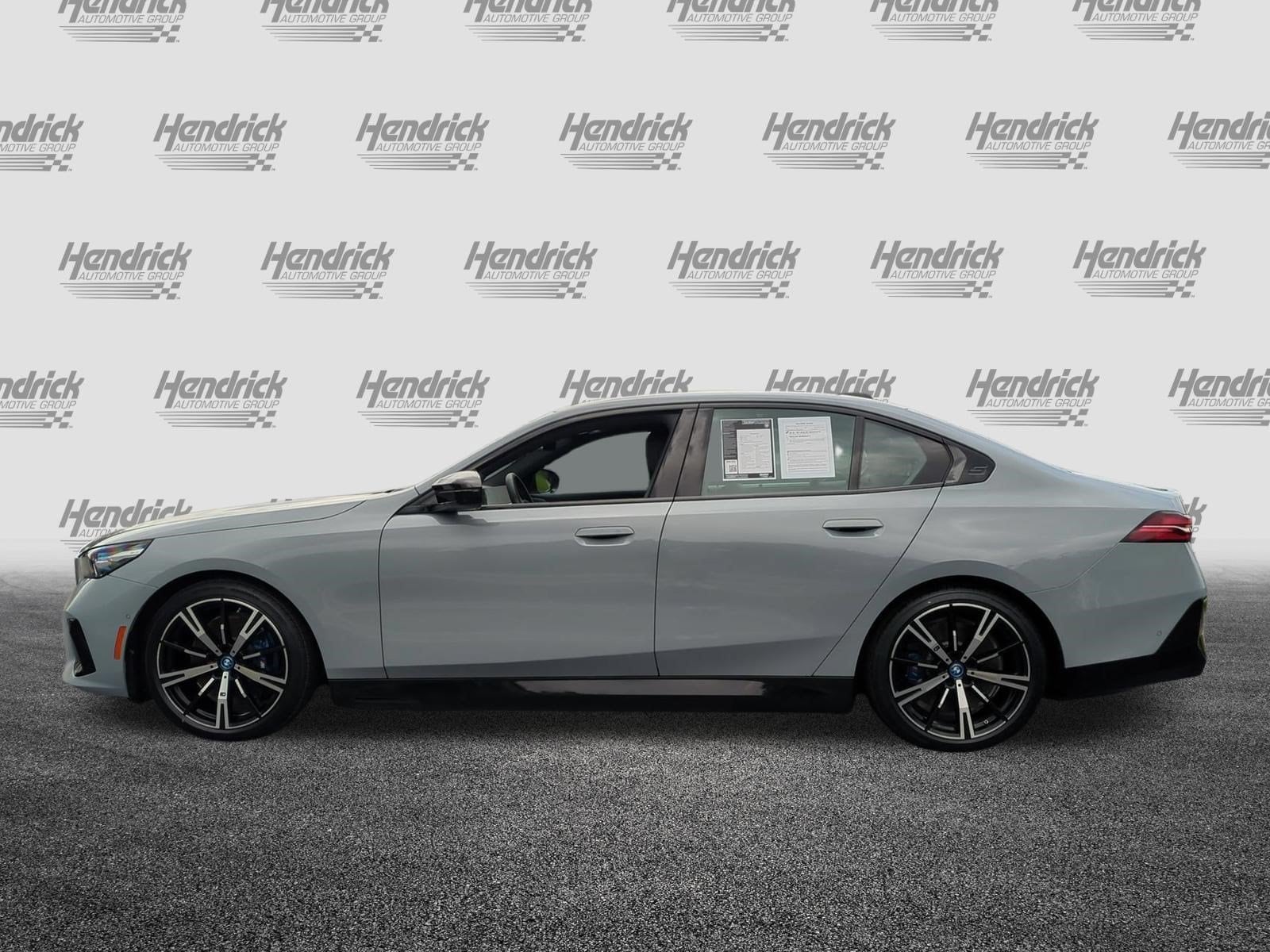 2025 BMW I5 M60