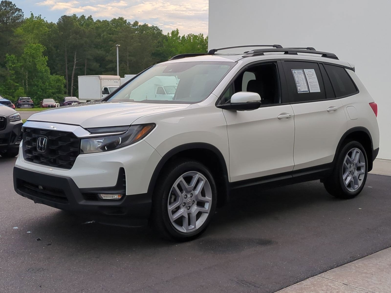 2025 Honda Passport EX-L photo 4