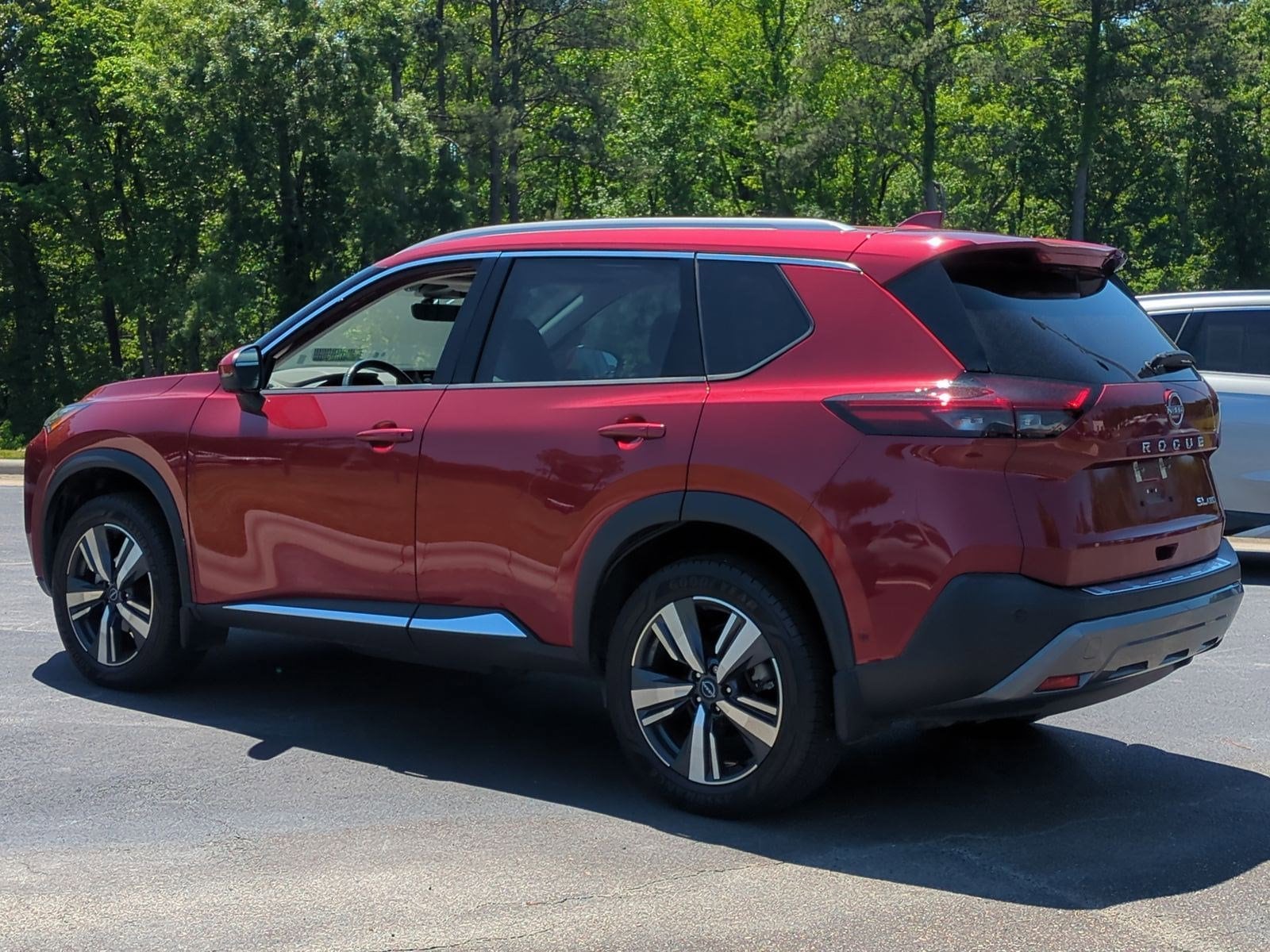 2022 Nissan Rogue SL photo 6