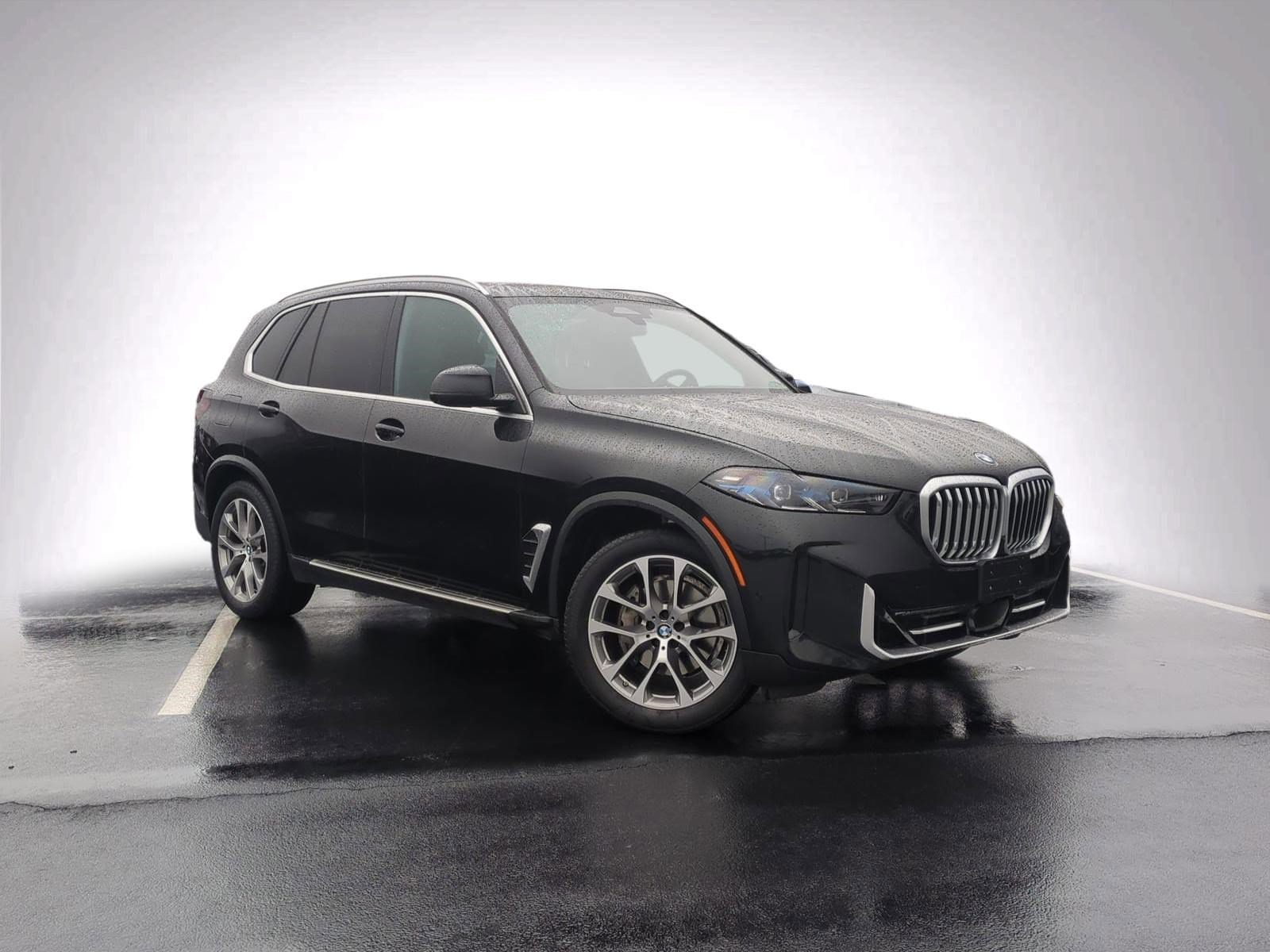 Used 2024 BMW X5 40i with VIN 5UX23EU05R9S21589 for sale in Kansas City, MO