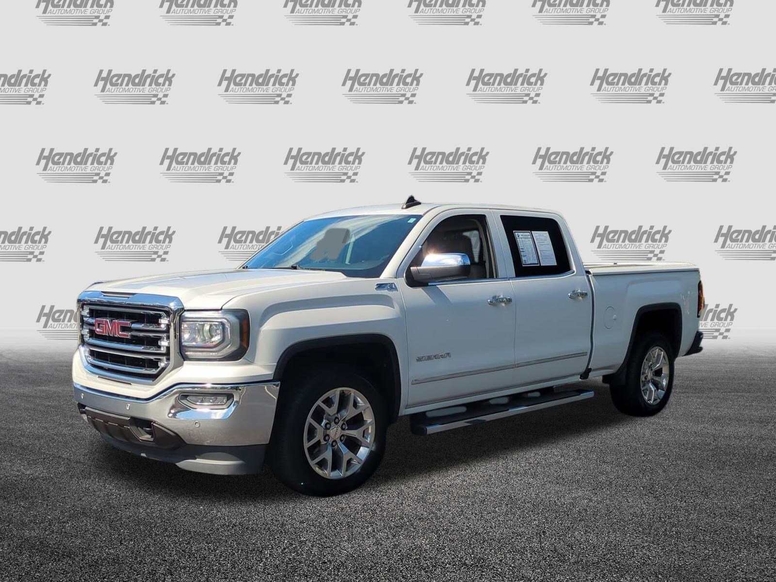 2017 Gmc Sierra 1500 SLT photo 2