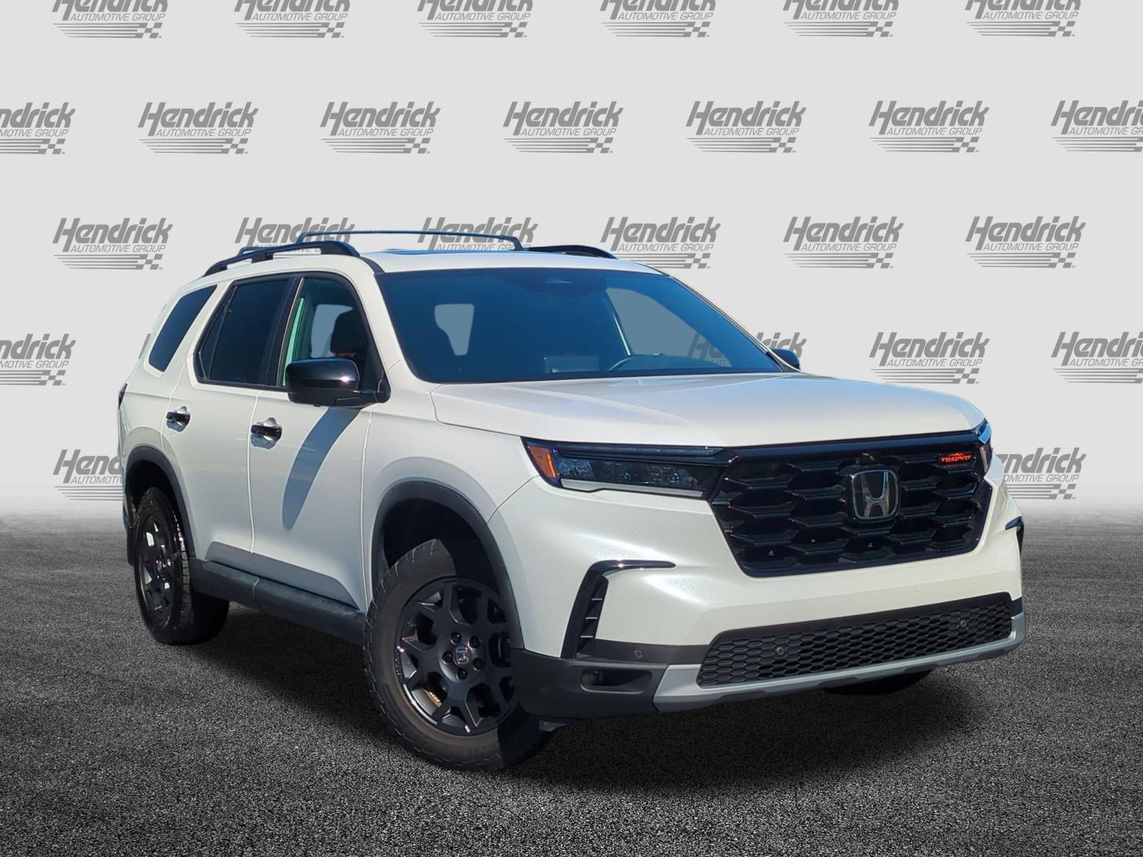 Used 2025 Honda Pilot TrailSport SUV