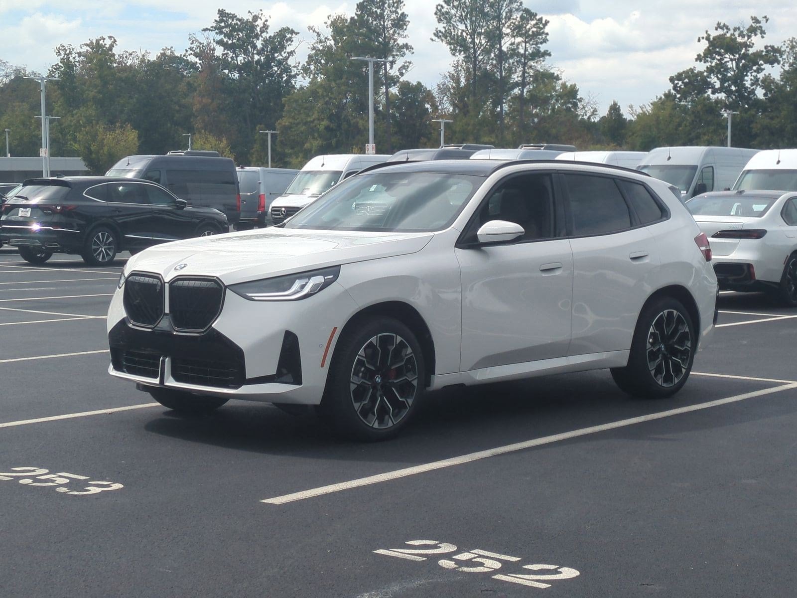 2026 BMW X3 30 xDrive photo 4