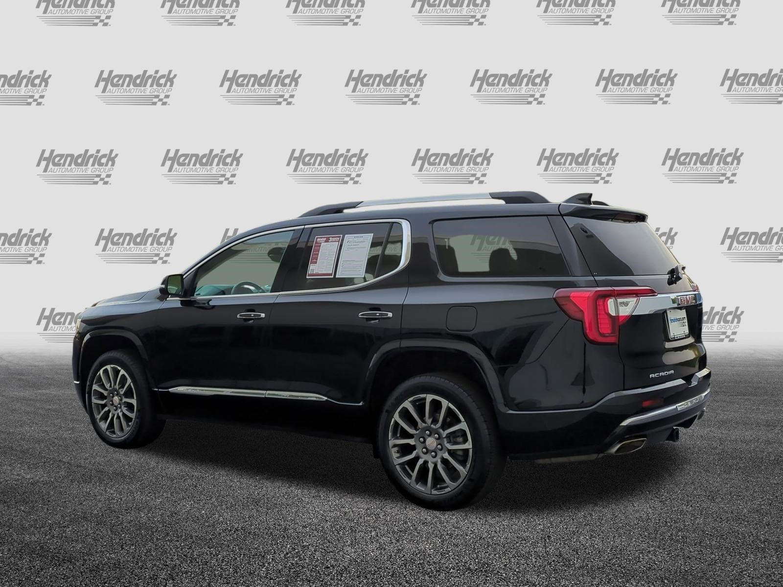 2021 GMC Acadia Denali photo 3