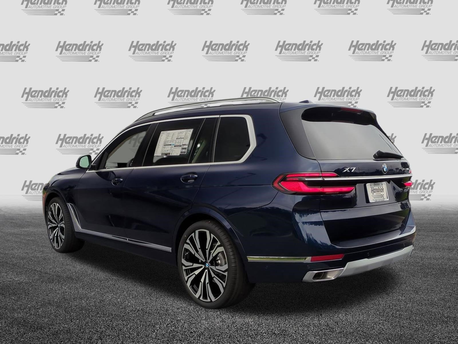 2026 BMW X7 xDrive40i photo 3