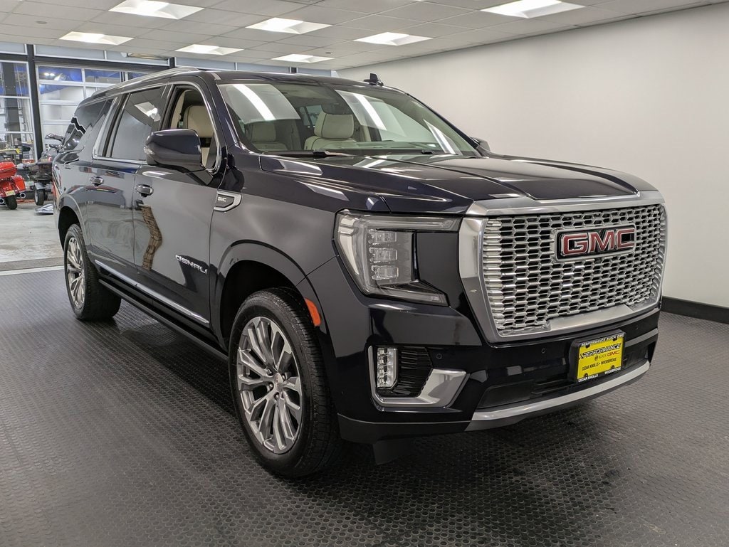 Used 2022 GMC Yukon XL Denali SUV