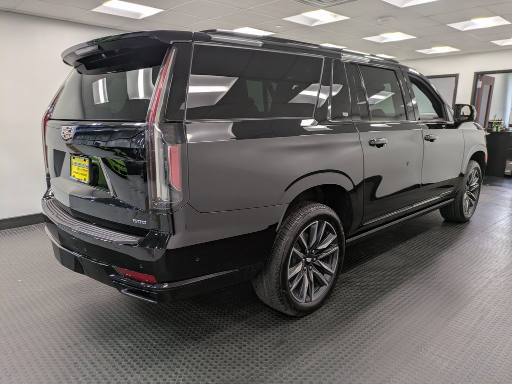 2023 Cadillac Escalade ESV Sport Platinum photo 2