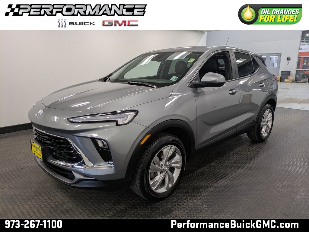 2024 Buick Encore GX Preferred's photo