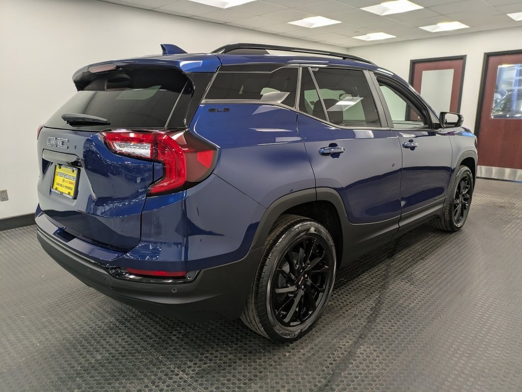 Used 2023 GMC Terrain SLE SUV