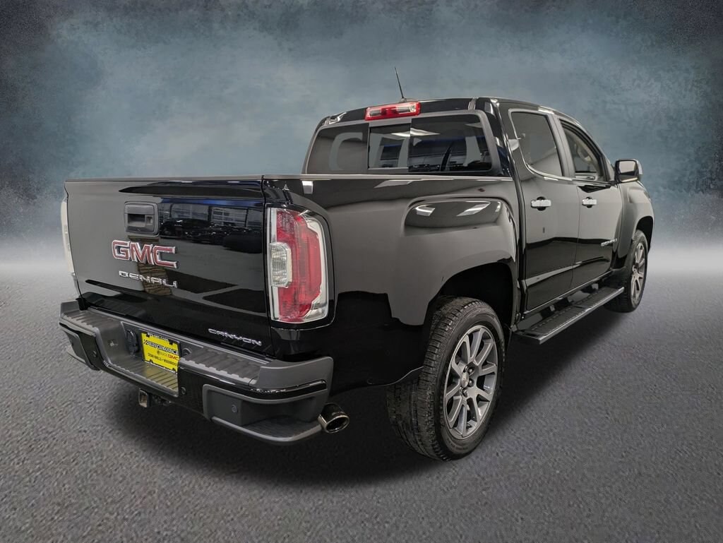 Used 2022 GMC Canyon Denali Truck Crew Cab