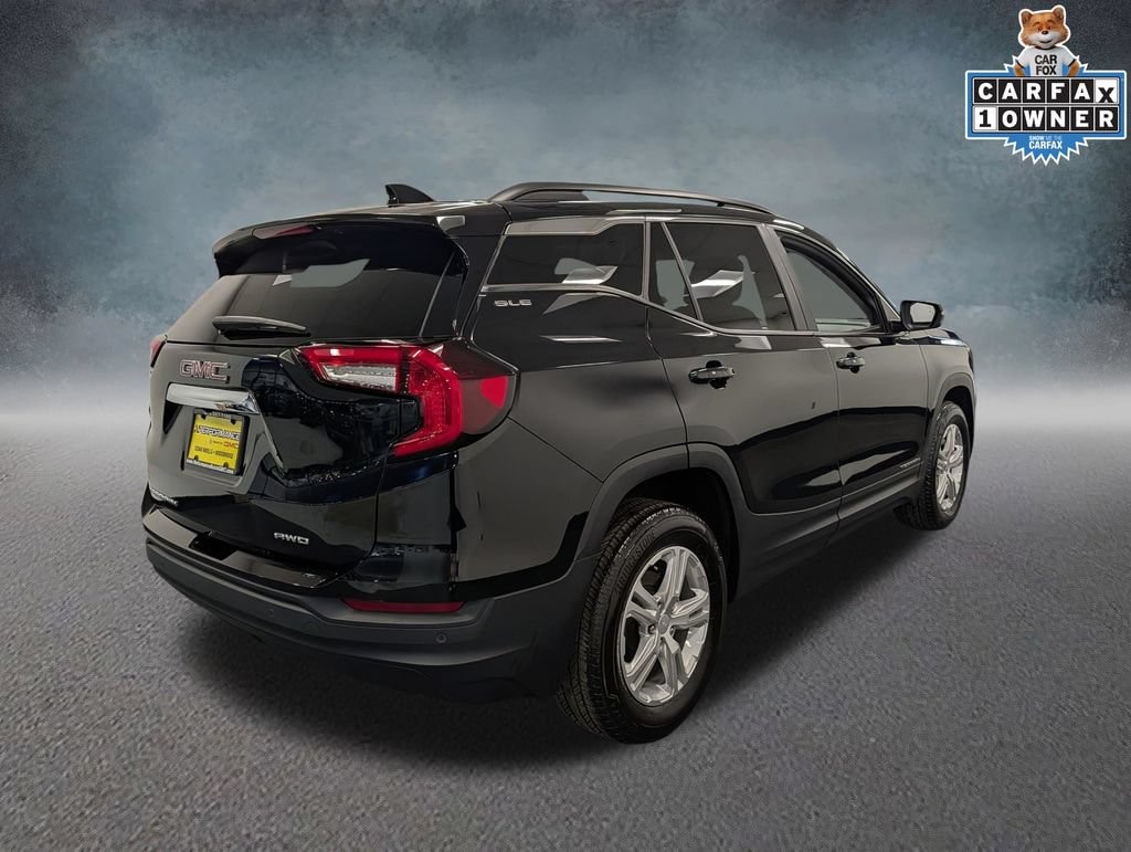 Used 2024 GMC Terrain SLE SUV