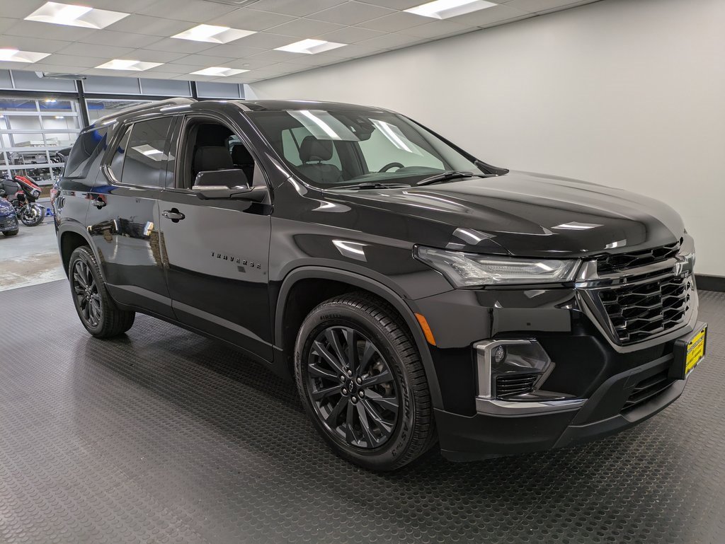 2023 Chevrolet Traverse RS photo 3
