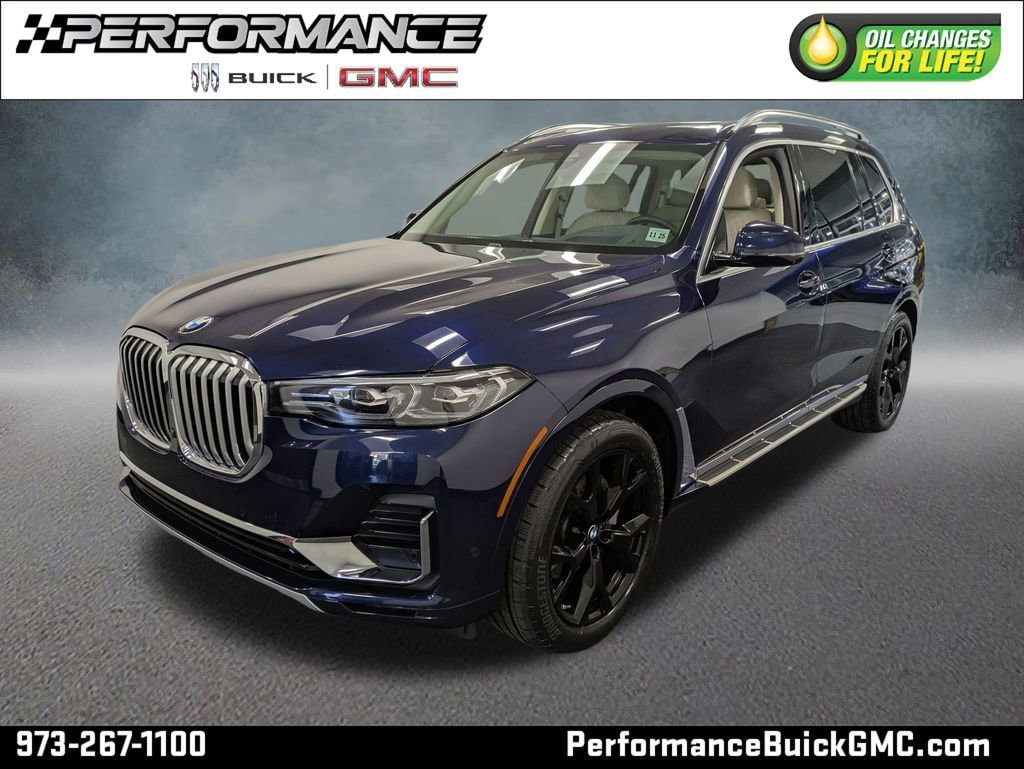 2021 BMW X7 xDrive40i's photo