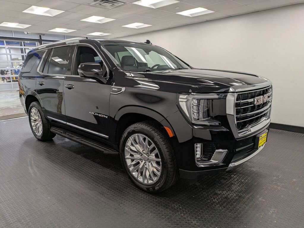 Used 2023 GMC Yukon SLT SUV