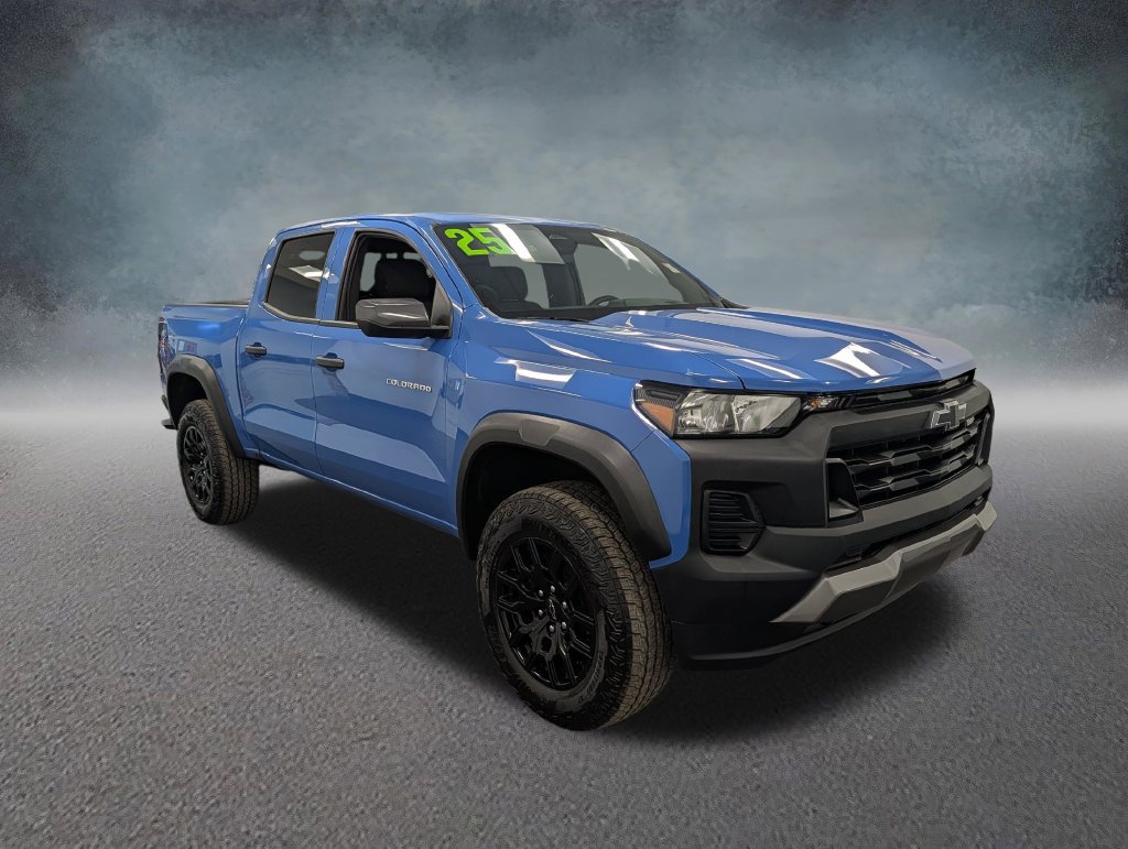 Used 2025 Chevrolet Colorado Trail Boss Truck Crew Cab