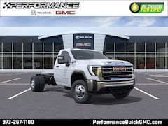 2026 GMC Sierra 3500 HD Chassis Cab Pro Truck
