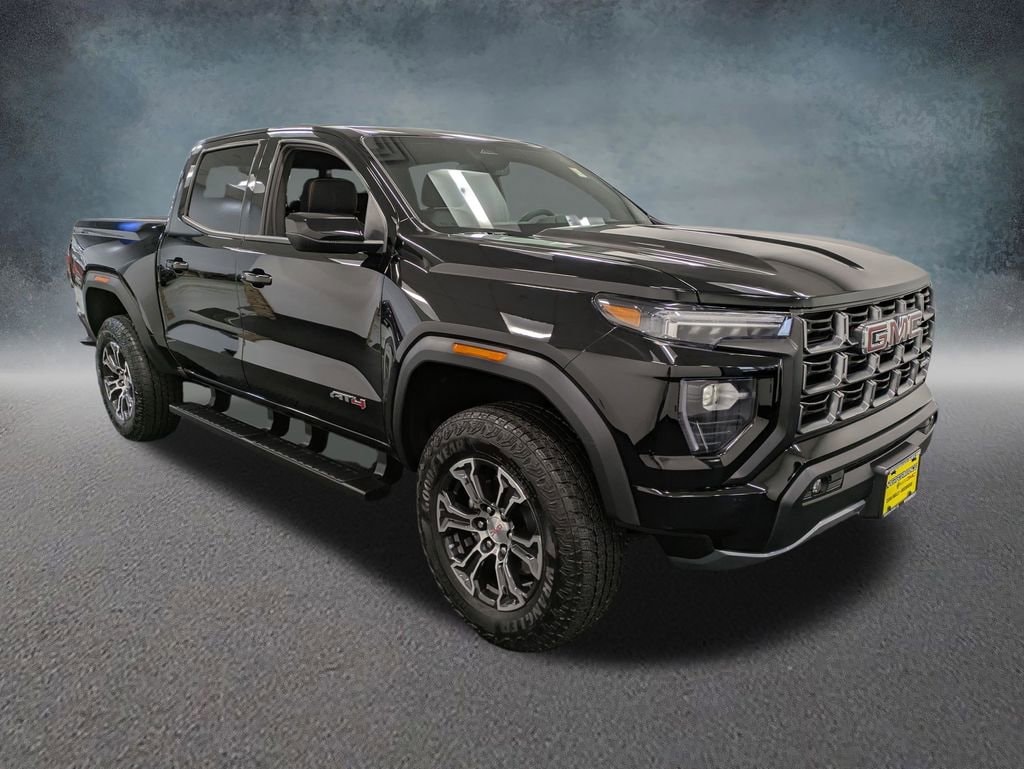 Used 2025 GMC Canyon AT4 Truck Crew Cab