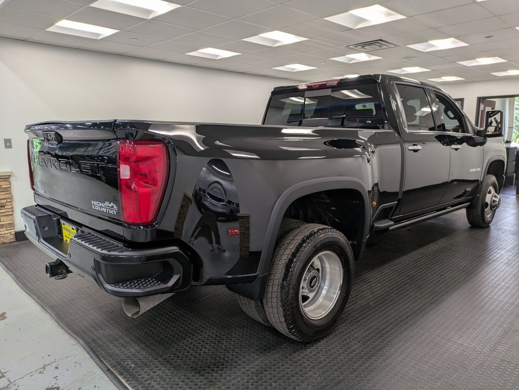Used 2023 Chevrolet Silverado 3500 HD High Country DRW Truck Crew Cab