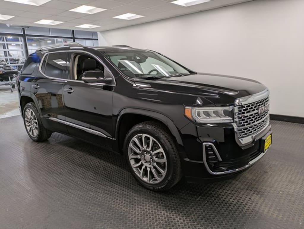 Used 2023 GMC Acadia Denali SUV