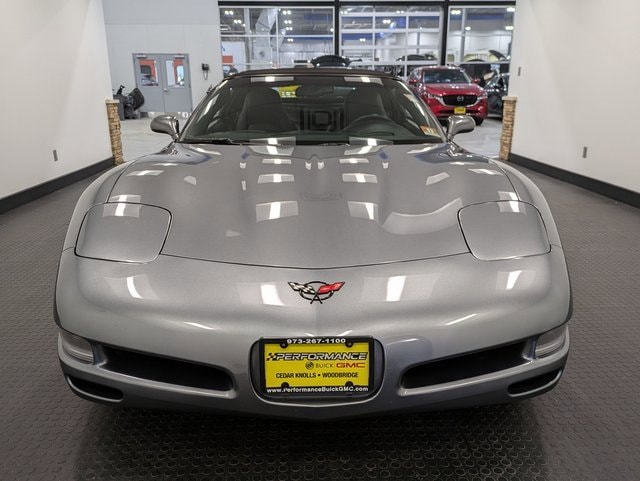 Used 2004 Chevrolet Corvette Base with VIN 1G1YY32GX45113737 for sale in Cedar Knolls, NJ