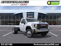 2026 GMC Sierra 3500 HD Chassis Cab Pro Truck