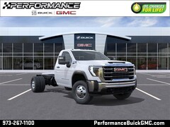 2026 GMC Sierra 3500 HD Chassis Cab Pro Truck