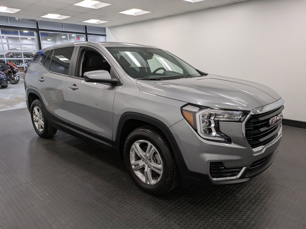 2024 Gmc Terrain SLE photo 3