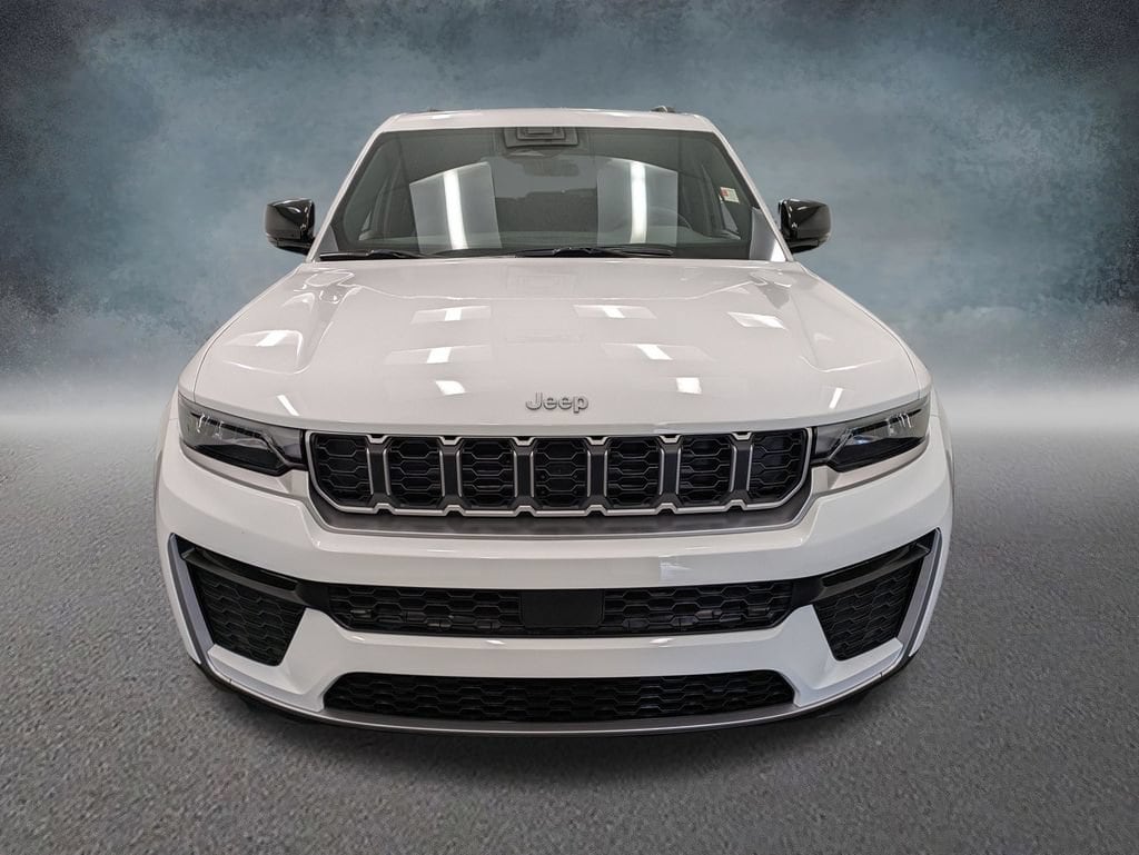 Used 2026 Jeep Grand Cherokee Limited 4x4 SUV