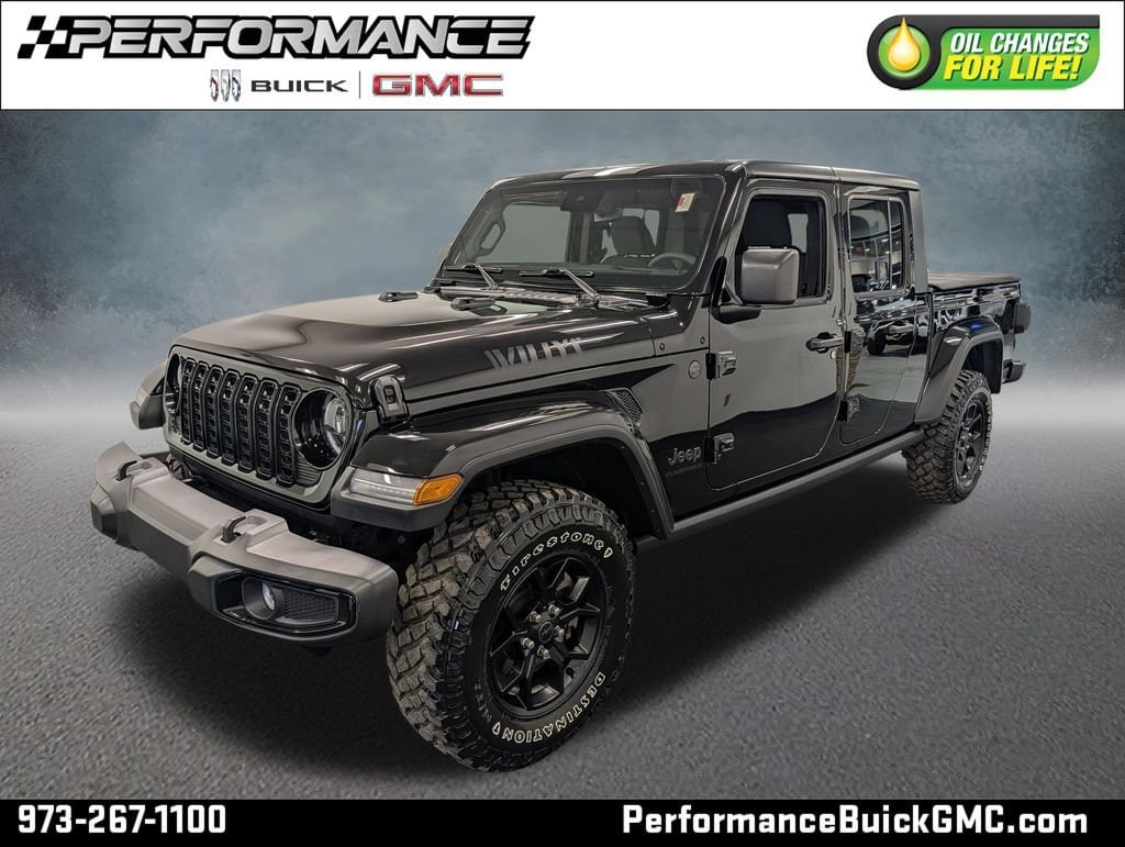 Used 2025 Jeep Gladiator Willys Truck Crew Cab